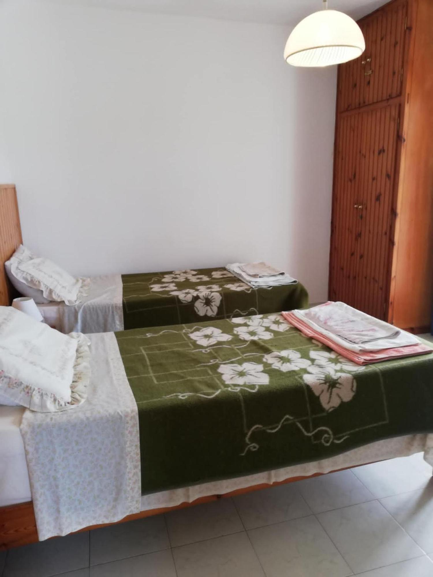 Lakis Apartments 阿查拉维 外观 照片